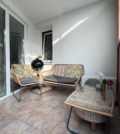 Apartma Rakita דירה *