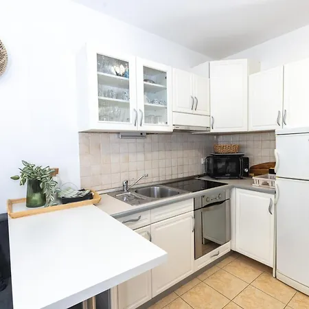 Rakita Premium Family Suite